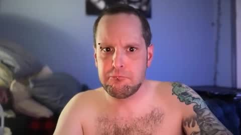 hand_banana_420 online show from 02-25-26, 11:47