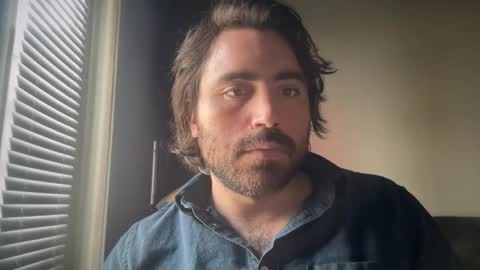 Snapshot of handcyclist25 chatting on 10-21-25, 08:20 Handcyclist25 online show from 10-21-25, 08:20