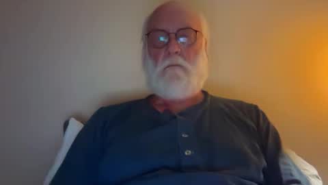 handful57345 online show from 01-17-26, 12:32