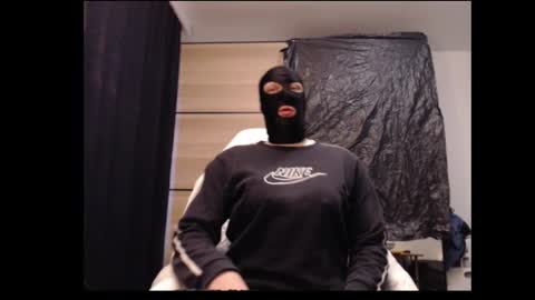 SissySanna online show from 12-27-24, 11:17