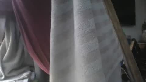 handncocknocum online show from 01-10-26, 08:27