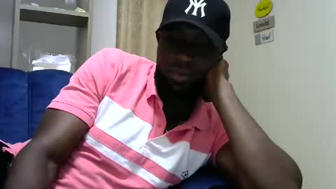 Snapshot of handsome_king30 chatting on 02-15-25, 03:52 handsome king online show from 02-15-25, 03:52