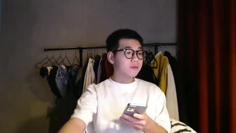 handsome_mannn online show from 01-12-25, 08:57
