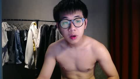 handsome_mannn online show from 09-14-25, 06:51