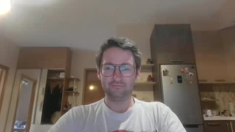 Snapshot of handsome_sasha chatting on 02-04-25, 12:33 Sasha online show from 02-04-25, 12:33