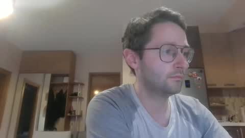 Snapshot of handsome_sasha chatting on 02-05-25, 01:33 Sasha online show from 02-05-25, 01:33