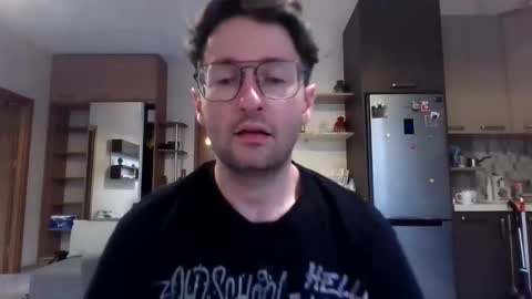 Snapshot of handsome_sasha chatting on 09-27-25, 12:32 Sasha online show from 09-27-25, 12:32