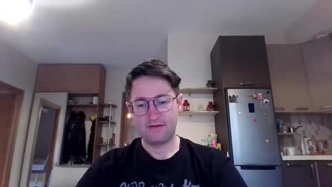 Snapshot of handsome_sasha chatting on 09-28-25, 07:47 Sasha online show from 09-28-25, 07:47