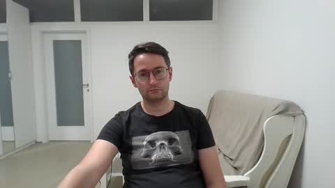 Snapshot of handsome_sasha chatting on 11-29-25, 04:32 Sasha online show from 11-29-25, 04:32