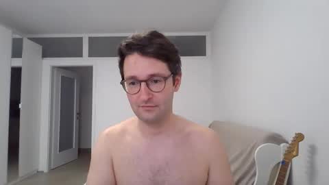 Snapshot of handsome_sasha chatting on 01-06-26, 11:25 Sasha online show from 01-06-26, 11:25