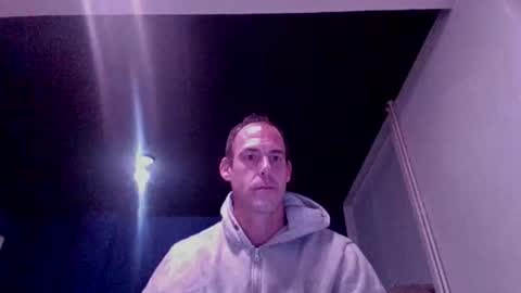 handsomeguy4ever online show from 10-18-25, 02:25