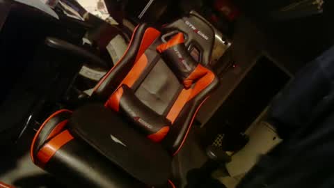 Handystudman online show from 01-05-25, 05:51