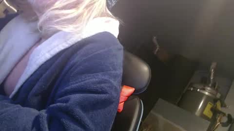 Handystudman online show from 03-08-25, 05:22