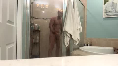 Snapshot of hangit0ut chatting on 10-23-25, 11:09 hangit0ut online show from 10-23-25, 11:09