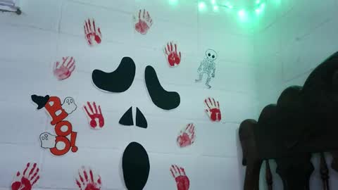 Hank alanna online show from 10-23-25, 09:24