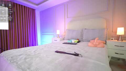 Snapshot of hanna__w chatting on 10-11-25, 03:17 hanna online show from 10-11-25, 03:17