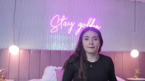 hanna_bastian_vc online show from 11-06-25, 02:23