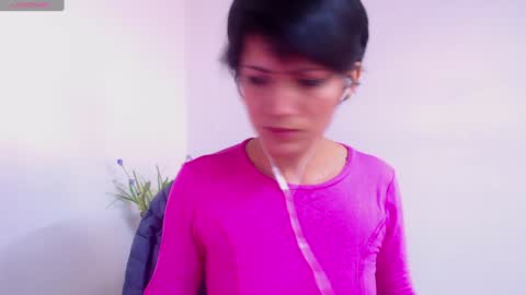 Sara online show from 01-23-25, 05:10