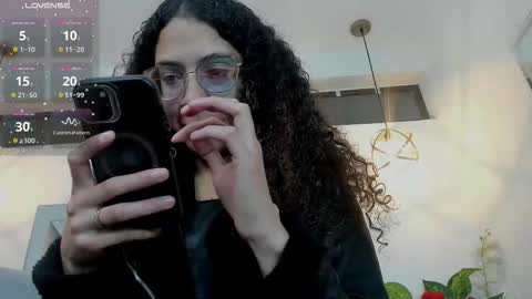 HANNA online show from 11-30-25, 01:15