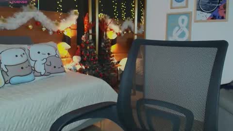 Hanna online show from 12-21-25, 07:21