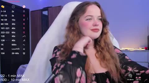 Snapshot of hanna_montanas chatting on 10-18-25, 12:17 hanna montanas online show from 10-18-25, 12:17