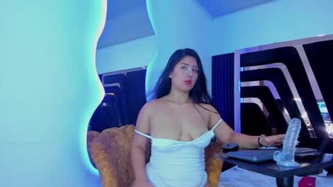 HannaClaire online show from 03-05-25, 04:35