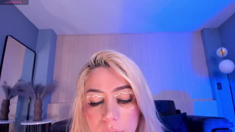  Hanna Connor  online show from 01-12-25, 08:57