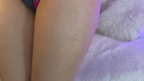 hannacruzsj online show from 11-26-25, 09:27