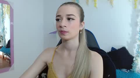 Hannah 027 online show from 01-08-26, 03:31