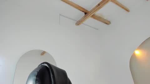 hannah__gray online show from 10-09-25, 01:09