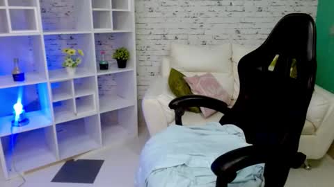 Hannah  online show from 11-09-25, 11:30