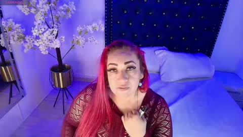 Hannah  online show from 02-02-26, 03:44