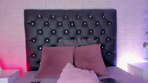 Hannah online show from 02-01-25, 06:54