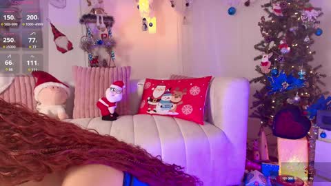 Snapshot of hannah_lovee chatting on 12-12-24, 04:04 hannah_lovee online show from 12-12-24, 04:04