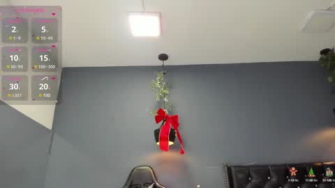 HANNAH MILLER online show from 12-10-24, 11:22