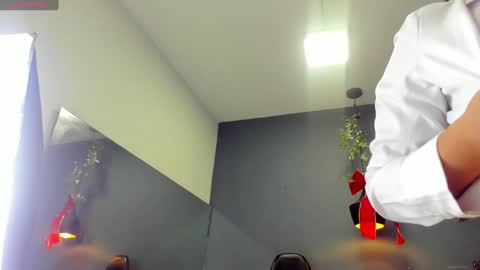 HANNAH MILLER online show from 12-17-24, 11:28