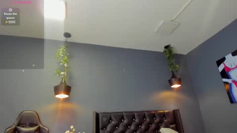 HANNAH MILLER online show from 01-21-25, 11:24