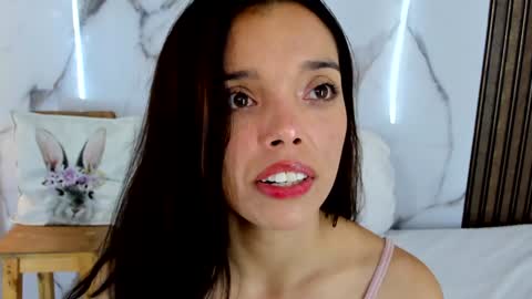 Hannahill69 online show from 01-03-25, 07:16