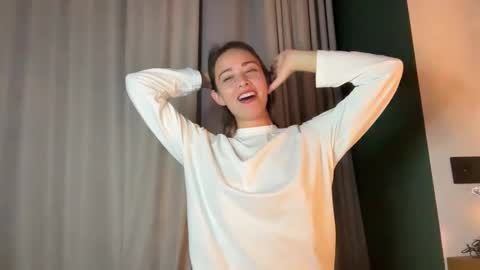 hannahinto online show from 01-06-26, 03:16