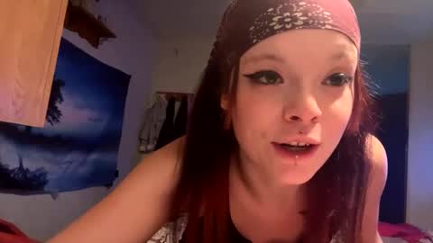 Hannah marie online show from 12-15-24, 03:45