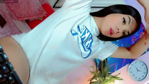 Snapshot of hannahsmit_ chatting on 01-25-25, 10:07 hannahsmit_ online show from 01-25-25, 10:07