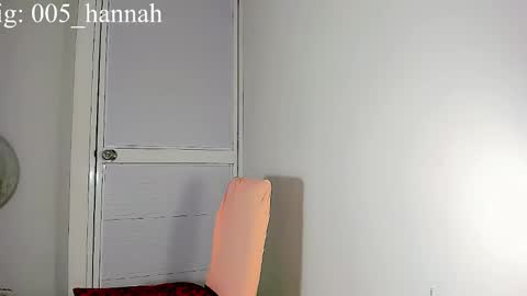 Snapshot of hannahsmit_ chatting on 10-12-25, 02:21 hannahsmit_ online show from 10-12-25, 02:21