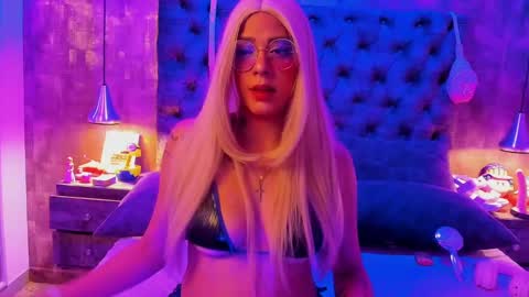 Hannah online show from 10-05-25, 04:49