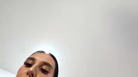Hannajohnsonn online show from 10-10-25, 09:25