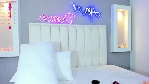 HannaPaola online show from 02-09-25, 02:06