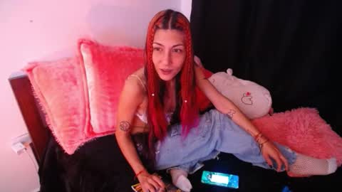 Snapshot of hannaqueen23 chatting on 10-23-25, 11:35 hannaqueen23 online show from 10-23-25, 11:35