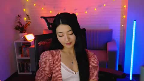 Snapshot of hannarosie chatting on 11-15-25, 07:10 hannarosie online show from 11-15-25, 07:10