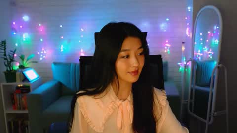 Snapshot of hannarosie chatting on 12-03-25, 05:22 hannarosie online show from 12-03-25, 05:22