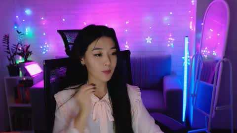 Snapshot of hannarosie chatting on 12-05-25, 07:10 hannarosie online show from 12-05-25, 07:10