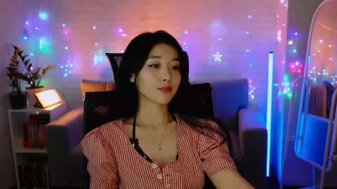 Snapshot of hannarosie chatting on 12-14-25, 06:45 hannarosie online show from 12-14-25, 06:45